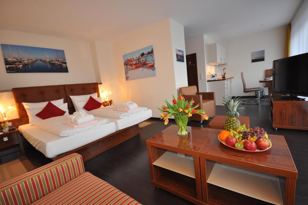 Ferienwohnung Yachtclub Timmendorfer Strand Buitenkant foto