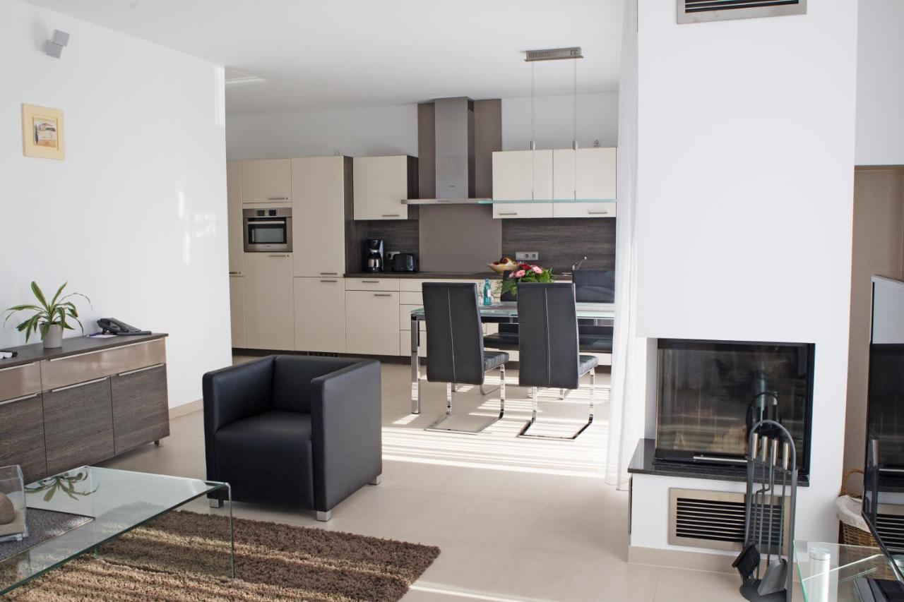 Ferienwohnung Yachtclub Timmendorfer Strand Buitenkant foto